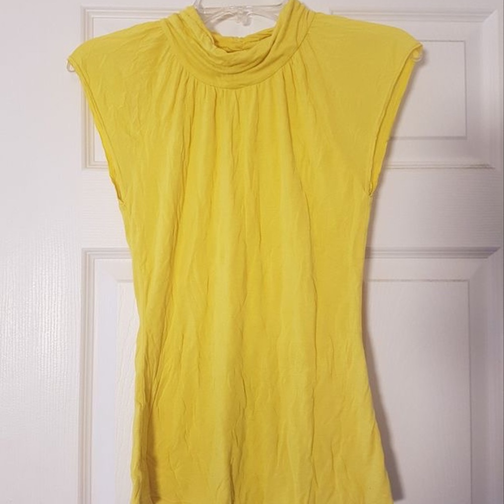 Marciano Women's Yellow Mock Neck Sleeveless / Cap Sleeve Top